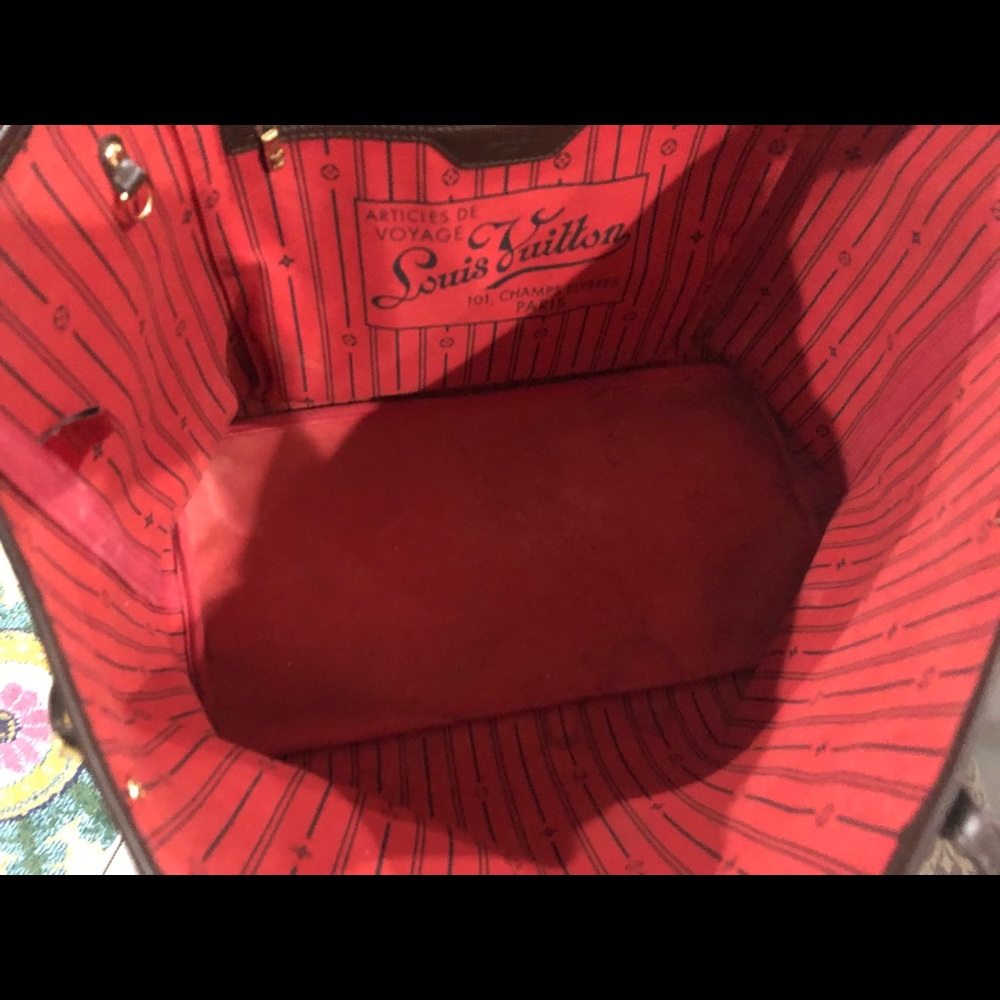 Never full Louis Vuitton - Picture 2 of 5